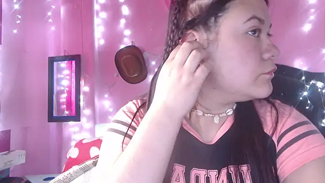 NikkiRous  online show from November 2025 12:44:02 PM