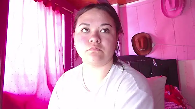 NikkiRous  online show from February 2026 04:36:02 PM