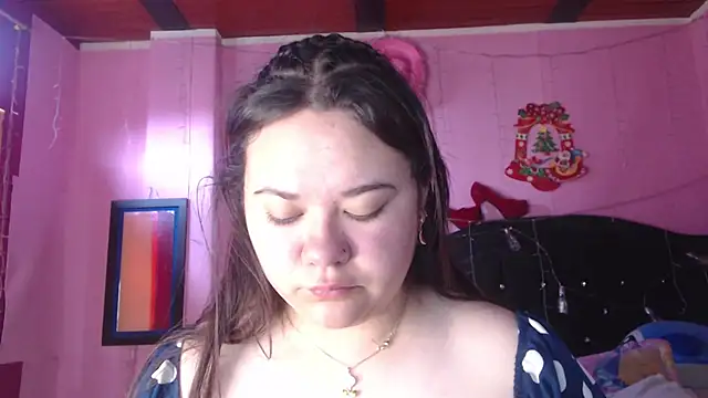 NikkiRous  online show from September 2025 12:38:01 PM