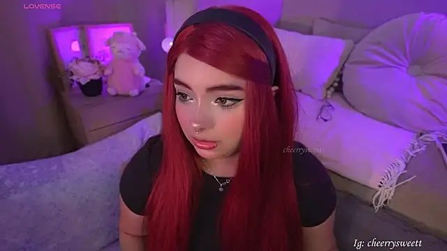 Cheerrysweett online show from March 2026 08:22:01 PM