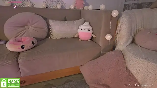 Cheerrysweett online show from October 2025 02:23:02 AM