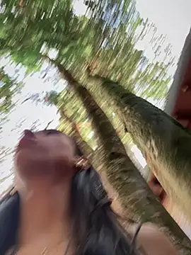 Snapshot of Ema_azel chatting on February 2025 09:54:02 PM Ema azel online show from February 2025 09:54:02 PM