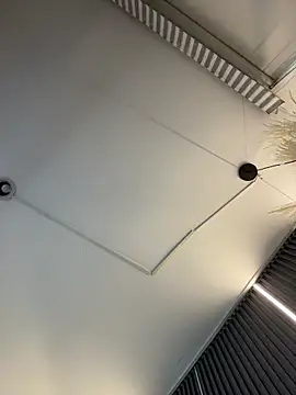 Ema azel online show from January 2026 01:37:02 PM