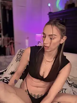 Snapshot of BrattyBae_xo chatting on November 2025 08:42:01 PM BrattyBae xo online show from November 2025 08:42:01 PM