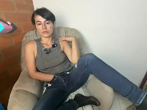 kanela3434 online show from May 2026 04:43:01 AM