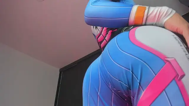 evaevanscute online show from February 2025 02:26:01 PM