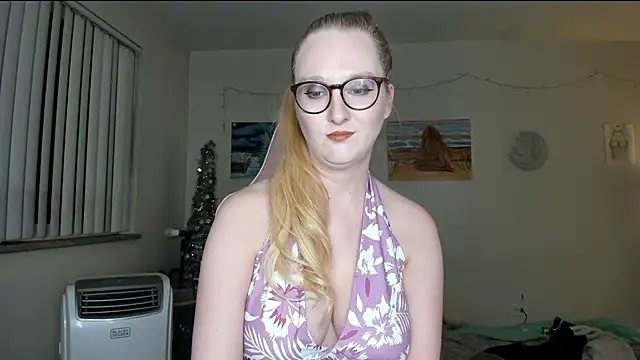 Snapshot of AudreyMadisonX chatting on February 2025 03:52:02 AM AudreyMadisonX online show from February 2025 03:52:02 AM