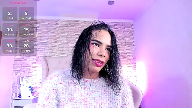 Giorgina Parado online show from November 2025 04:23:02 AM