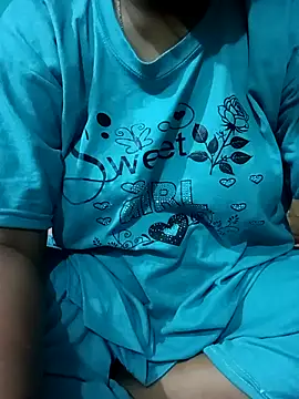 Im Cute online show from October 2025 07:29:01 PM