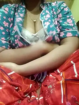 Im Cute online show from February 2025 10:31:01 PM