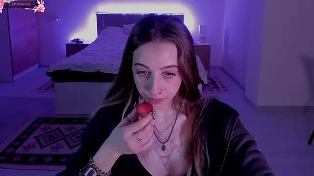 MelodyElf online show from April 2026 04:43:02 PM