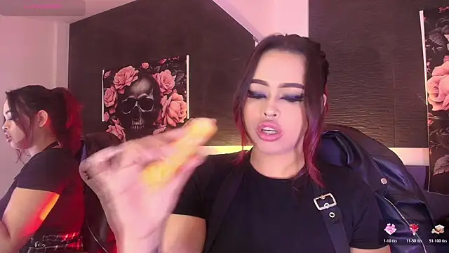 EvaaFoxxy1 online show from March 2026 12:04:02 PM