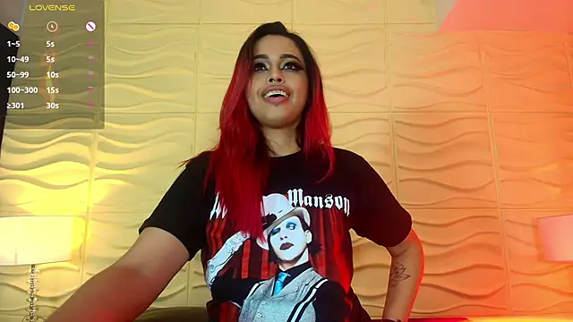 EvaaFoxxy1 online show from November 2025 04:00:01 PM