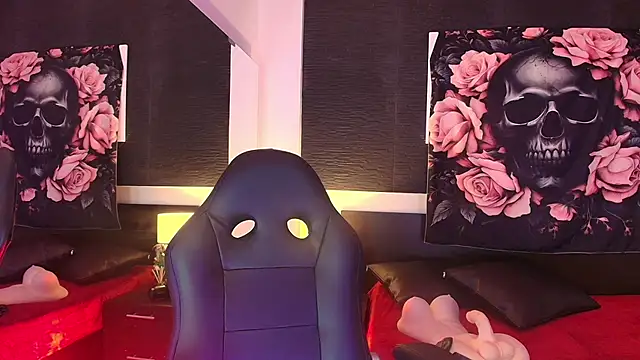 EvaaFoxxy1 online show from February 2026 12:05:02 PM