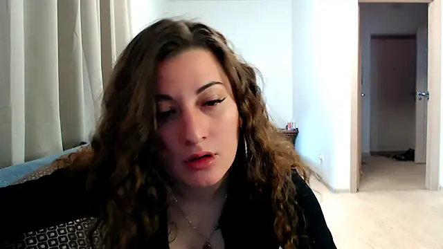 Helen Adams  online show from May 2026 06:05:01 AM