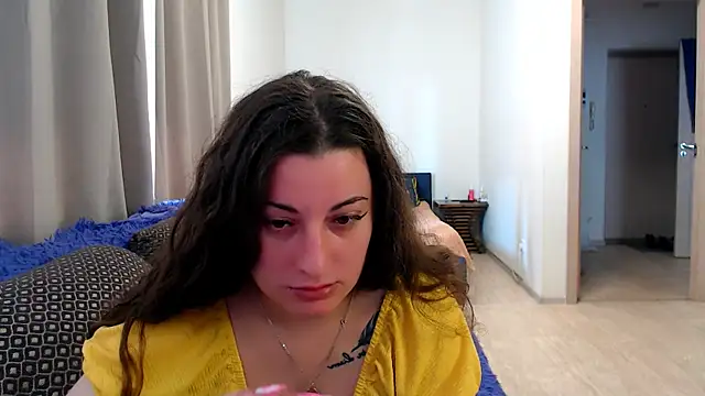 Helen Adams  online show from May 2026 06:10:01 AM