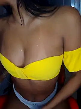 moreninhasilva online show from February 2026 01:40:01 AM