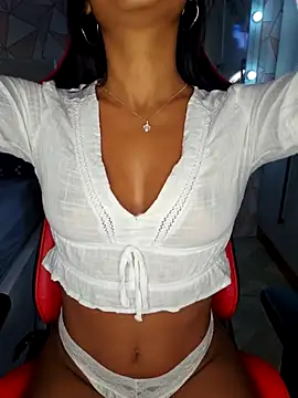 moreninhasilva online show from May 2026 11:55:01 PM