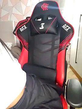 moreninhasilva online show from February 2026 01:13:01 AM