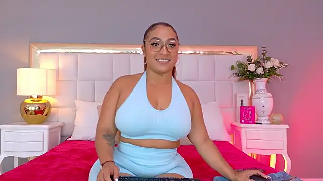 KateVenegas online show from February 2026 03:54:02 PM