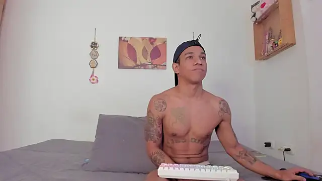 its me miley online show from April 2026 03:04:02 PM