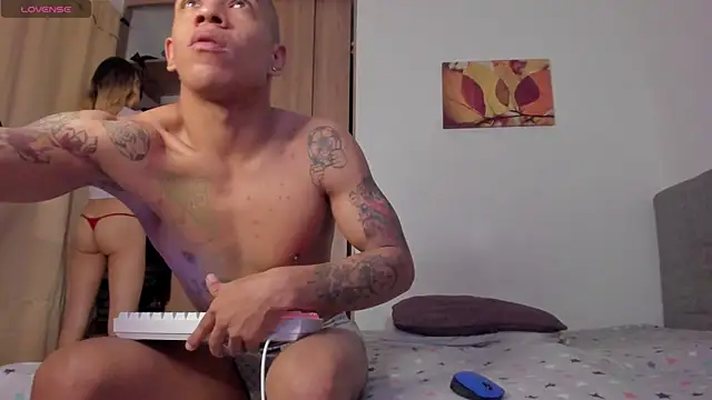 Snapshot of its_me_miley chatting on September 2025 01:36:02 PM its me miley online show from September 2025 01:36:02 PM