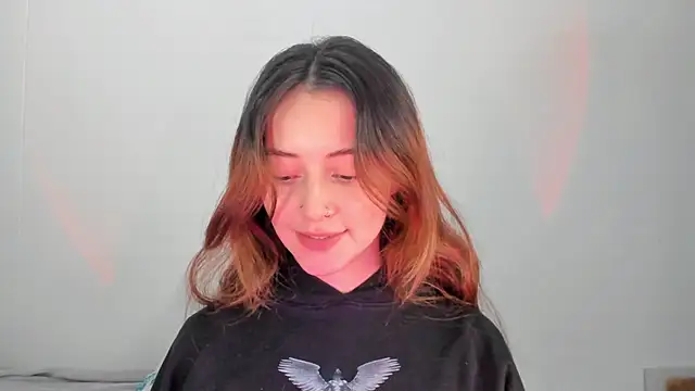 annie mora online show from November 2025 02:43:02 AM