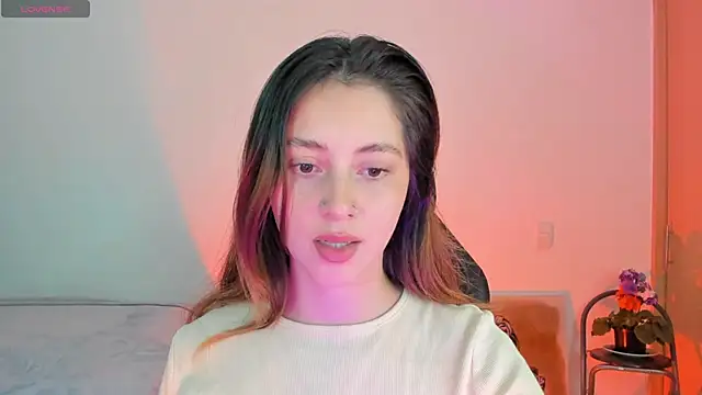 annie mora online show from December 2025 02:54:02 AM