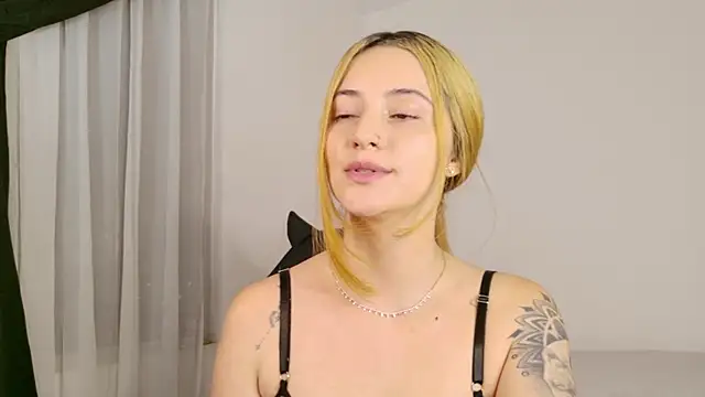 annie mora online show from June 2026 05:12:01 AM