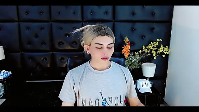 Daniela Pink  online show from February 2026 07:58:01 PM