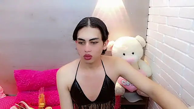 Daniela Pink  online show from September 2025 07:42:02 PM