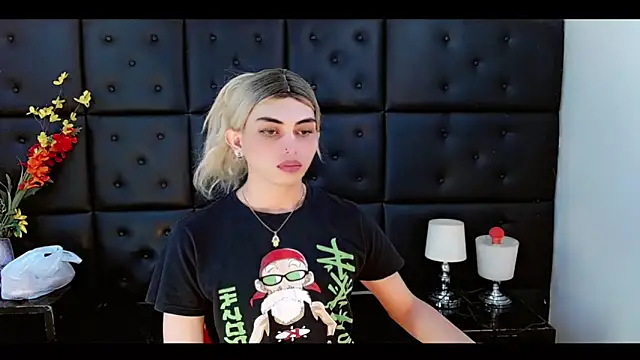 Daniela Pink  online show from March 2026 07:50:02 PM