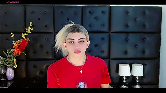 Daniela Pink  online show from March 2026 07:34:02 PM