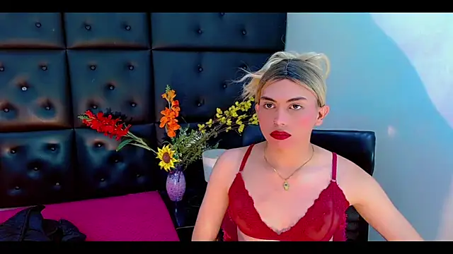 Daniela Pink  online show from February 2026 07:13:01 PM