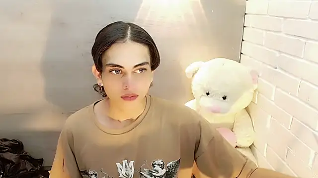 Daniela Pink  online show from September 2025 09:04:01 PM