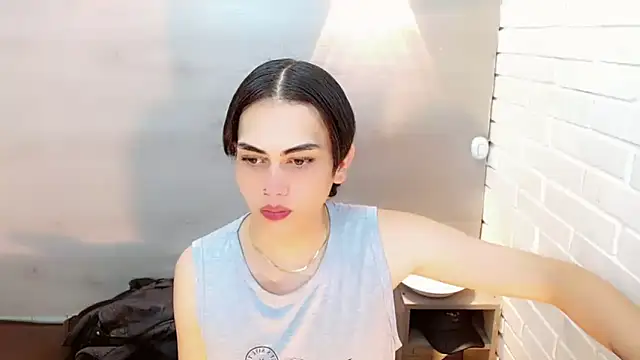 Daniela Pink  online show from October 2025 07:57:02 PM