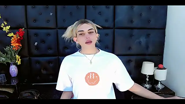 Daniela Pink  online show from February 2026 07:04:01 PM