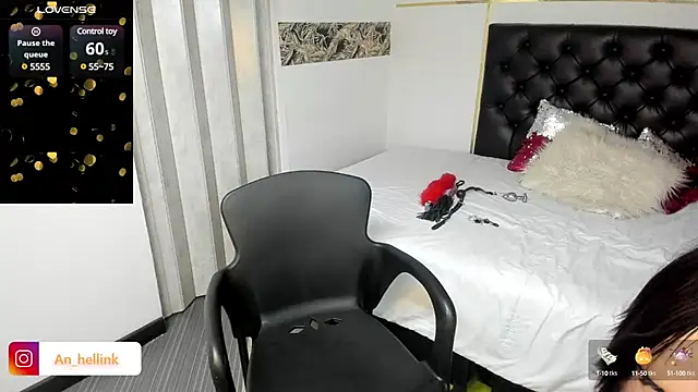 Anhell7 x online show from March 2025 07:32:02 PM