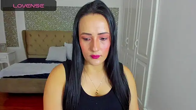 Snapshot of KimWessel_ chatting on May 2026 07:28:02 PM KimWessel online show from May 2026 07:28:02 PM