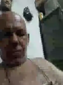 Snapshot of FabiQuilmes chatting on January 2025 03:01:01 PM FabiQuilmes online show from January 2025 03:01:01 PM