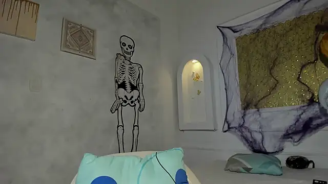 Tahira 21  online show from October 2025 07:23:01 PM