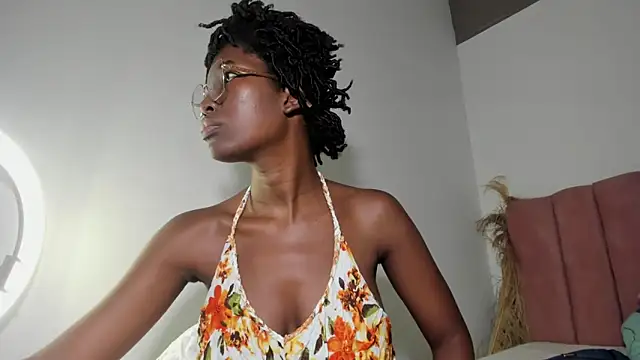 Tahira 21  online show from December 2025 07:04:02 PM