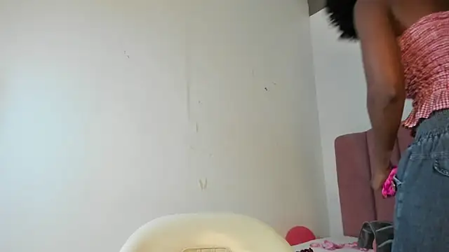 Tahira 21  online show from March 2026 07:41:01 PM