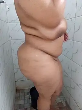 Fantasy1976 online show from March 2026 04:21:02 PM