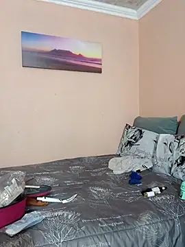 Fantasy1976 online show from March 2026 06:42:01 PM