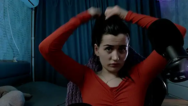 KiraYammy online show from February 2026 10:32:01 PM