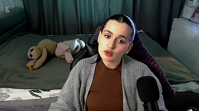 KiraYammy online show from February 2026 10:31:02 PM