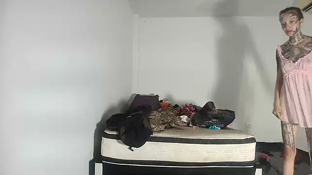 Snapshot of barbara_anal_squirt_ chatting on June 2026 12:22:01 PM barbara anal squirt online show from June 2026 12:22:01 PM