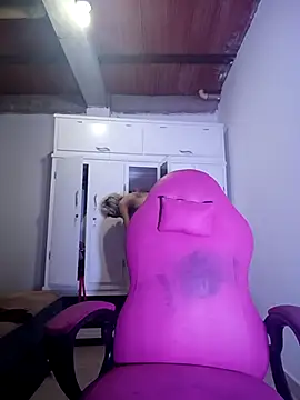 Snapshot of barbara_anal_squirt_ chatting on November 2025 05:23:01 AM barbara anal squirt online show from November 2025 05:23:01 AM