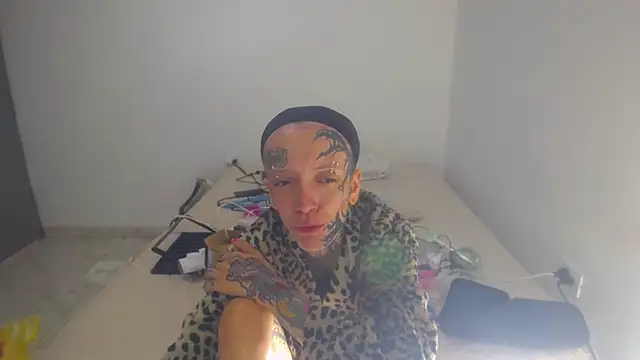 barbara anal squirt  online show from April 2026 05:42:02 PM